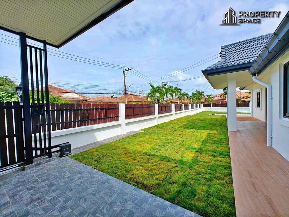 Modern 4 Bedroom Pool Villa In East Pattaya For Sale Image 32