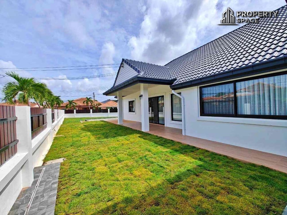 Modern 4 Bedroom Pool Villa In East Pattaya For Sale Image 33