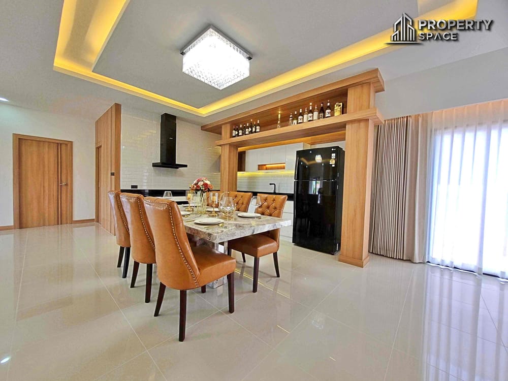 Modern 4 Bedroom Pool Villa In East Pattaya For Sale Image 6