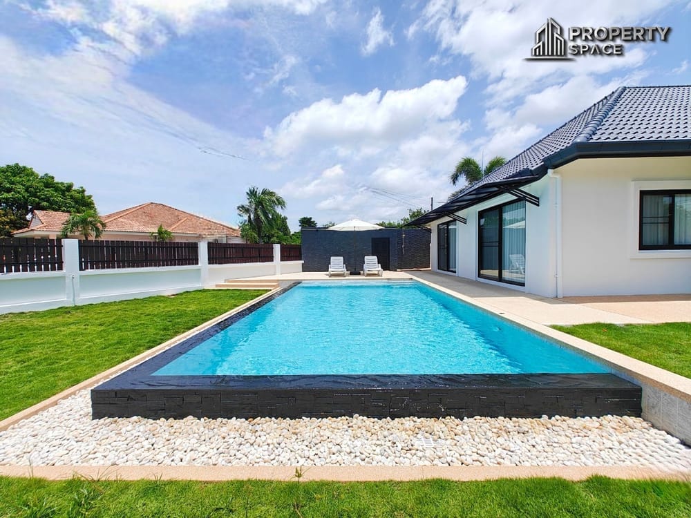 Modern 4 Bedroom Pool Villa In East Pattaya For Sale Image 3