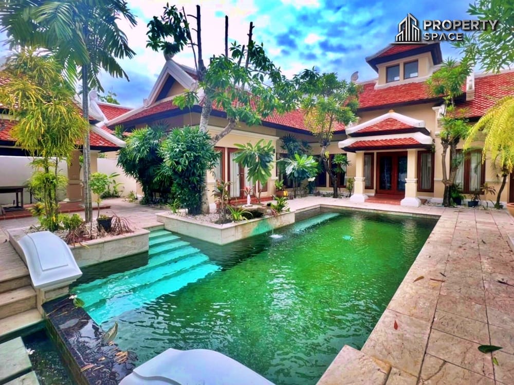 2 Bedroom Pool Villa In View Talay Marina Pattaya For Sale Image 1