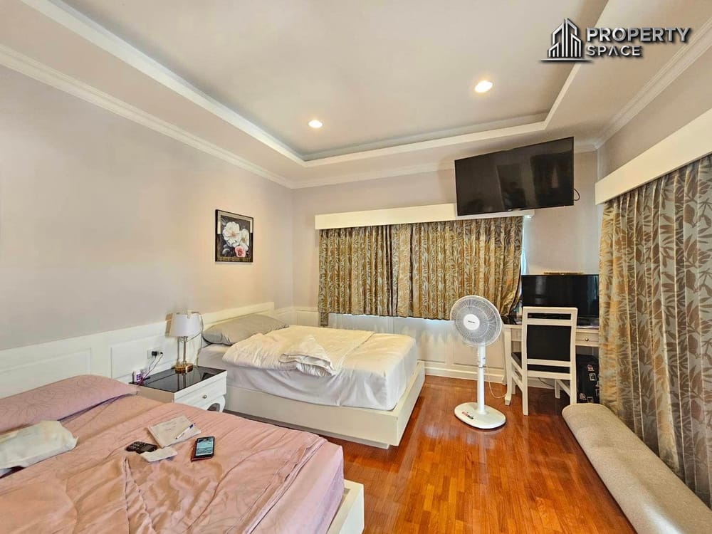 4 Bedroom Villa In Central Park Hillside Village East Pattaya For Sale Image 15