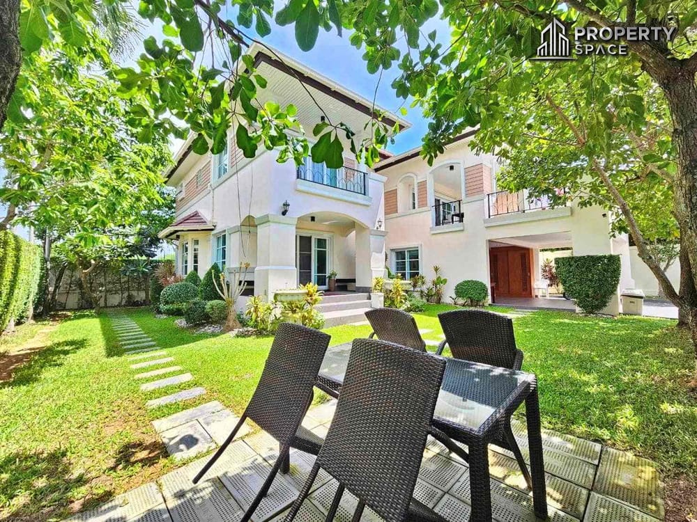 4 Bedroom Villa In Central Park Hillside Village East Pattaya For Sale Image 1