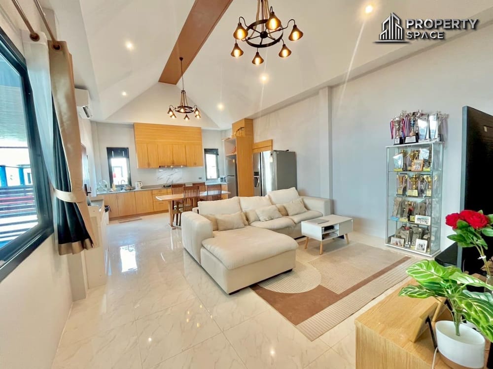 Nordic-Style 3 Bedroom Villa In East Pattaya For Rent Image 3