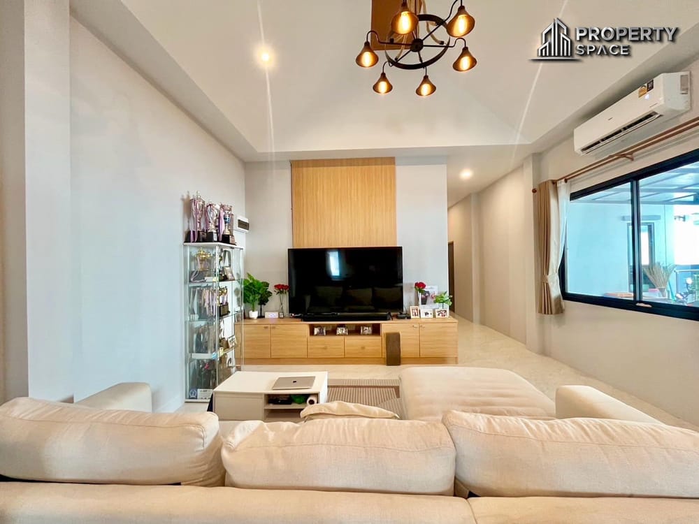 Nordic-Style 3 Bedroom Villa In East Pattaya For Rent Image 4