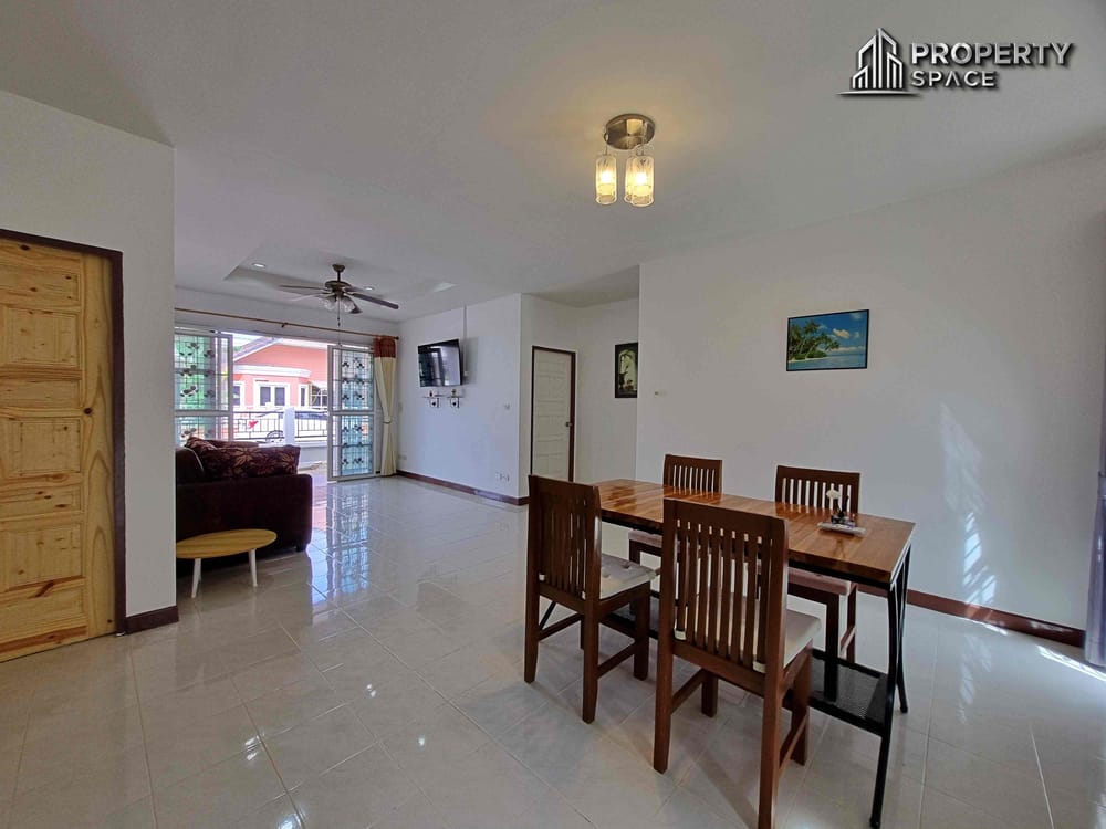 Modern 3 Bedroom Villa In Nong Pla Lai Pattaya For Rent Image 7