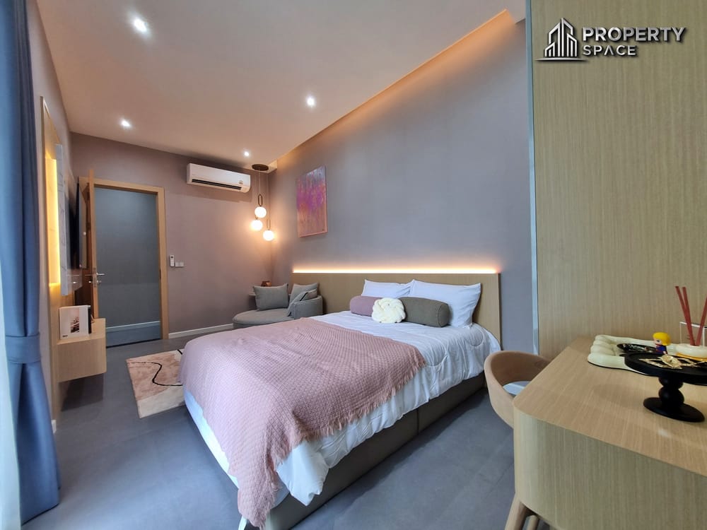  Modern Luxury 4 Bedroom Pool Villa For Investment In Thappraya For Sale Image 18