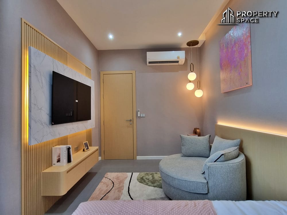  Modern Luxury 4 Bedroom Pool Villa For Investment In Thappraya For Sale Image 16