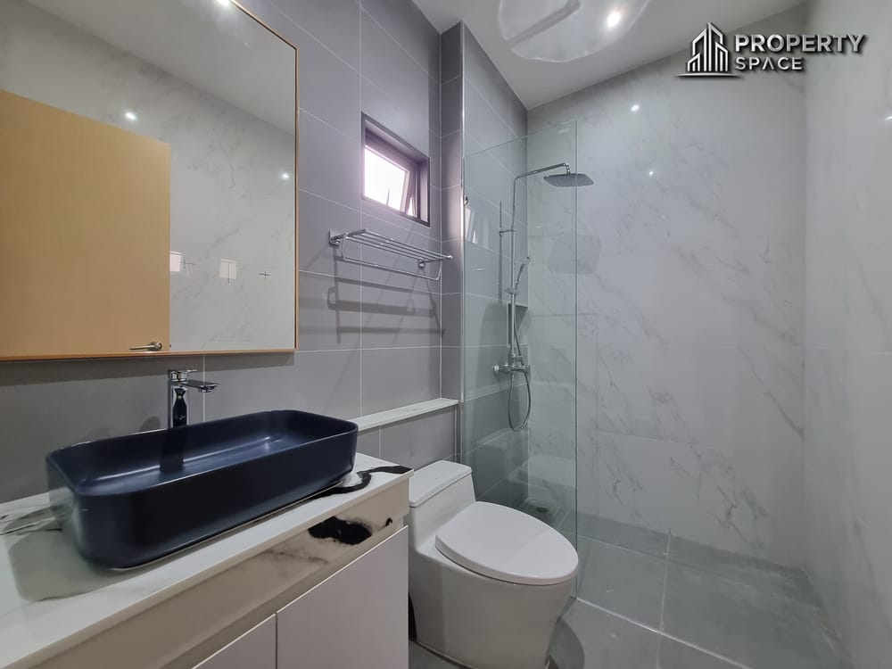  Modern Luxury 4 Bedroom Pool Villa For Investment In Thappraya For Sale Image 29