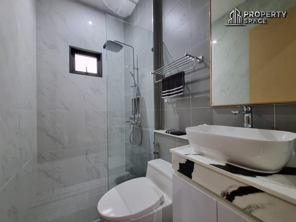  Modern Luxury 4 Bedroom Pool Villa For Investment In Thappraya For Sale Image 32