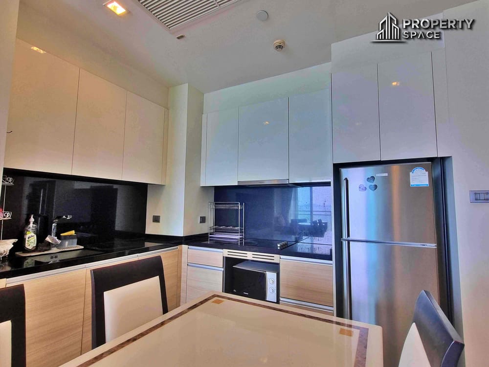 Sea View 2 Bedroom High Floor In Reflection Condo Pattaya For Rent Image 9