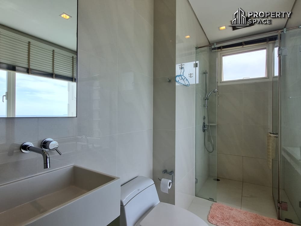 Sea View 2 Bedroom High Floor In Reflection Condo Pattaya For Rent Image 16