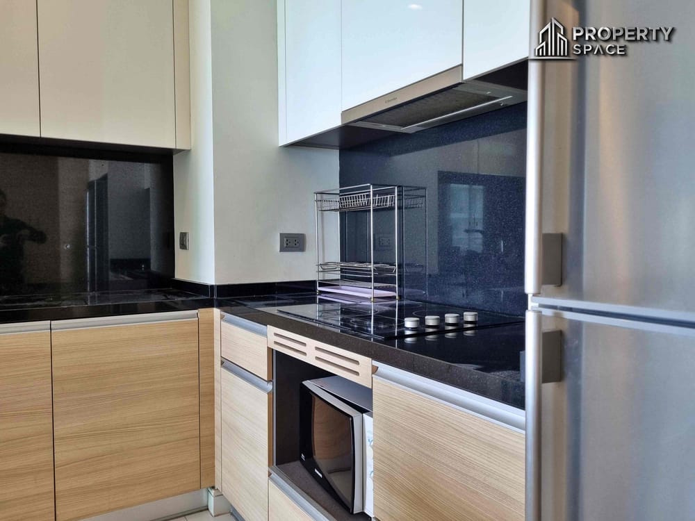 Sea View 2 Bedroom High Floor In Reflection Condo Pattaya For Rent Image 10