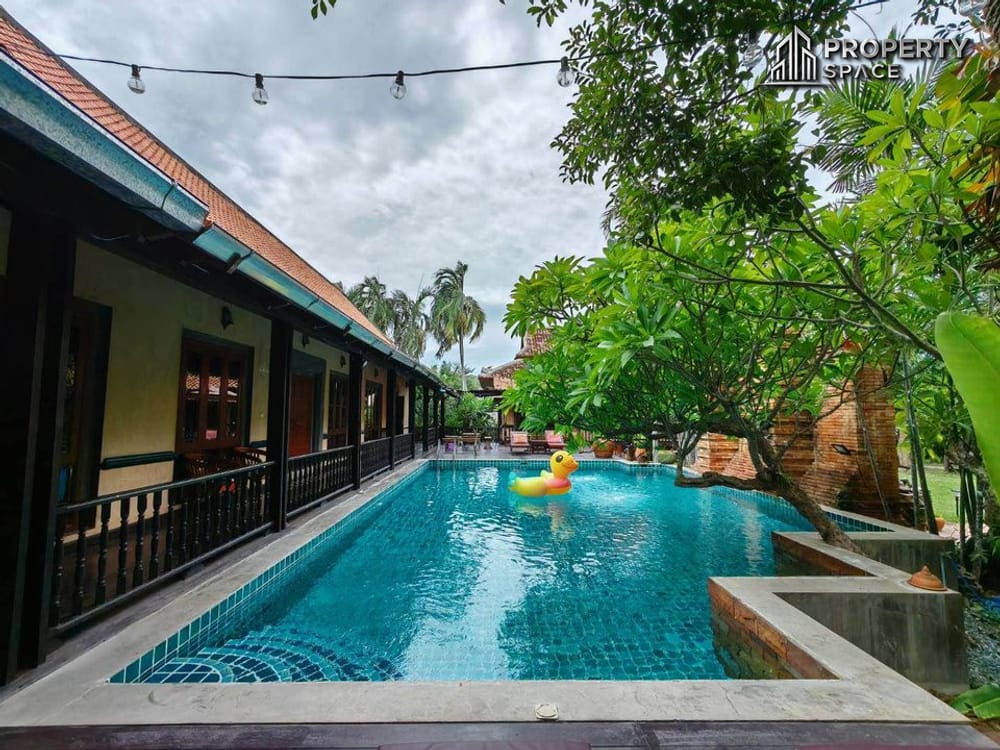 Thai Style 6 Bedroom Pool Villa In Soi Siam Country Club Pattaya For Rent Image 1