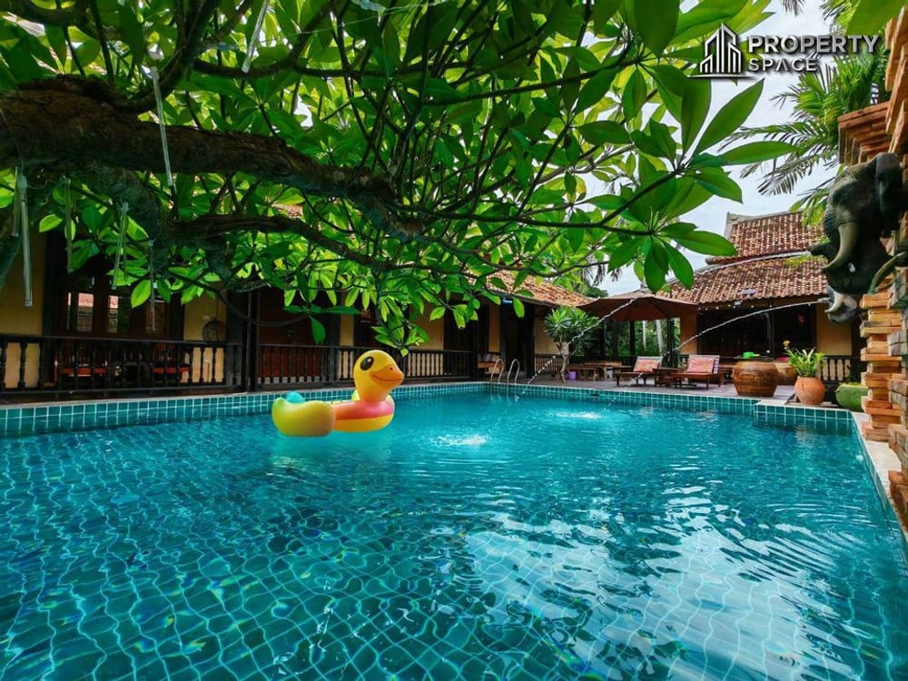 Thai Style 6 Bedroom Pool Villa In Soi Siam Country Club Pattaya For Rent Image 5