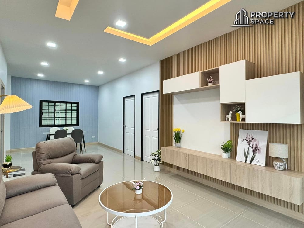 Minimal 3 Bedroom House In Nong Pla Lai Pattaya For Sale Image 6