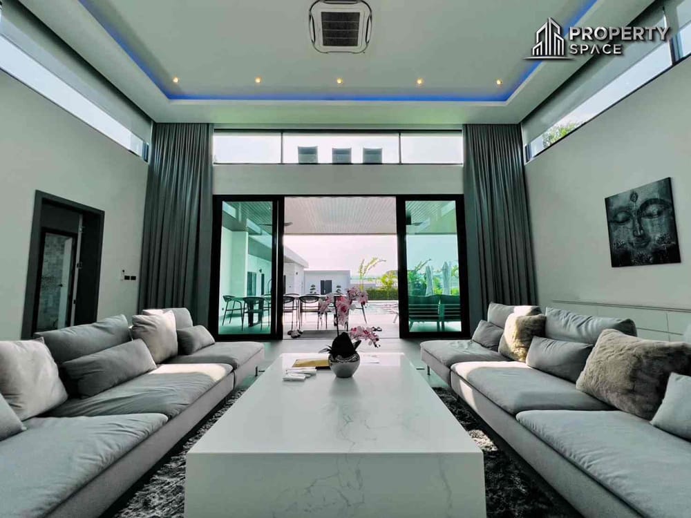 6 Bedroom Modern Luxury Pool Villa In East Pattaya For Sale Image 5