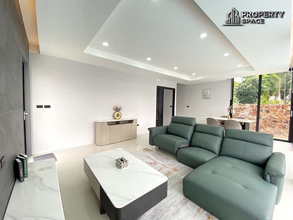 3 Bedroom Modern Pool Villa In Nong Pla Lai Pattaya For Rent Image 8