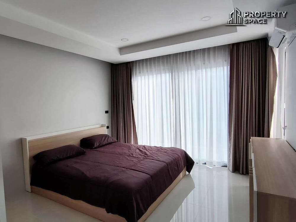 3 Bedroom Modern Pool Villa In Nong Pla Lai Pattaya For Rent Image 12