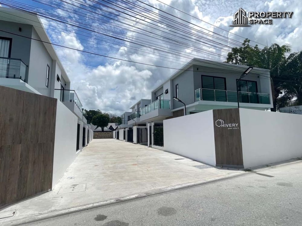 3 Bedroom Modern Pool Villa In Nong Pla Lai Pattaya For Rent Image 13