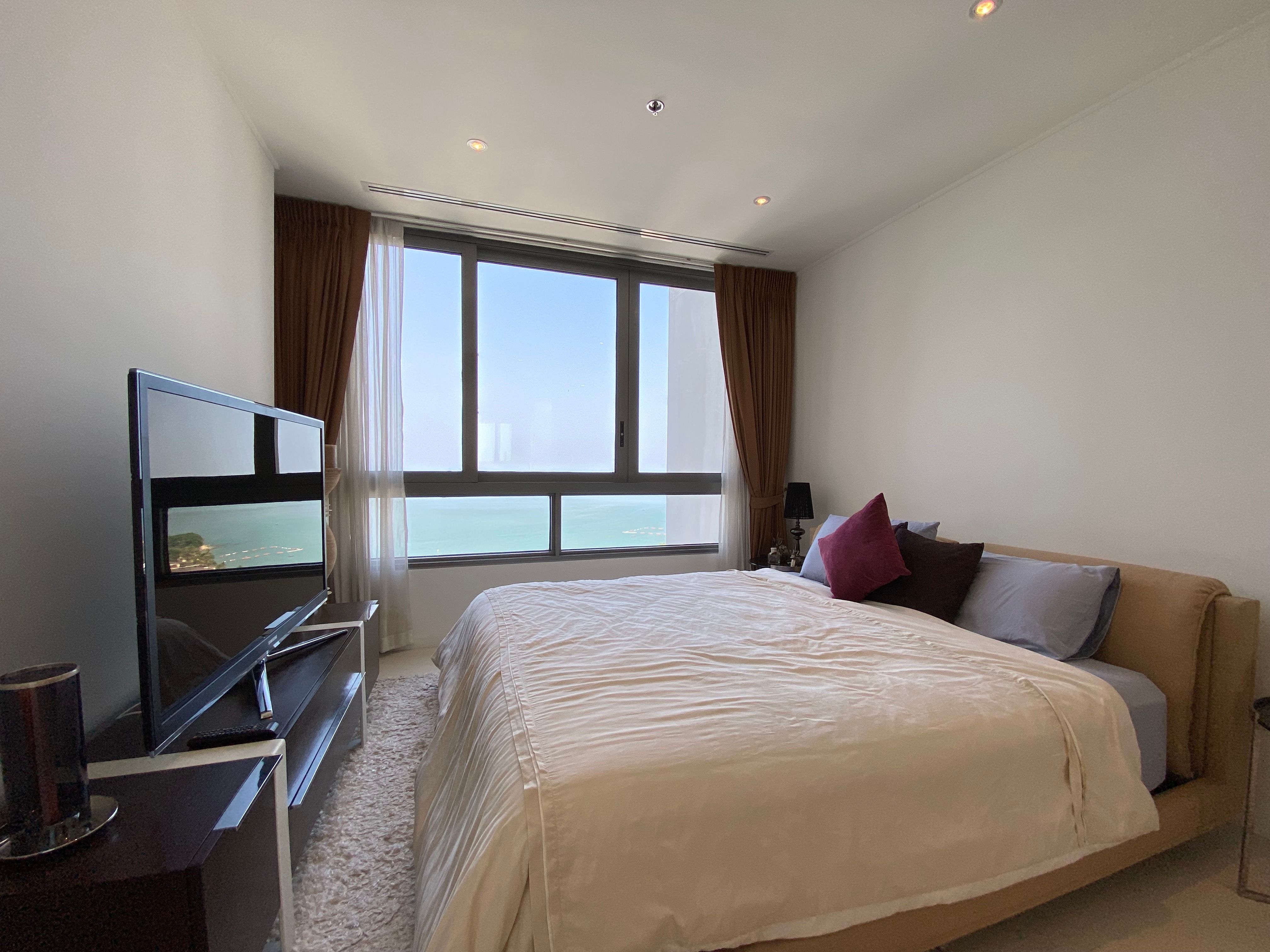 Luxury Sea View 2 Bedroom In Northpoint Condo Pattaya For Rent Image 14