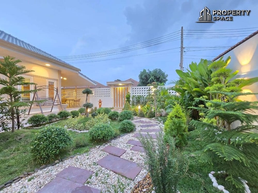 Brand New 3 Bedroom House In East Pattaya For Sale Image 3