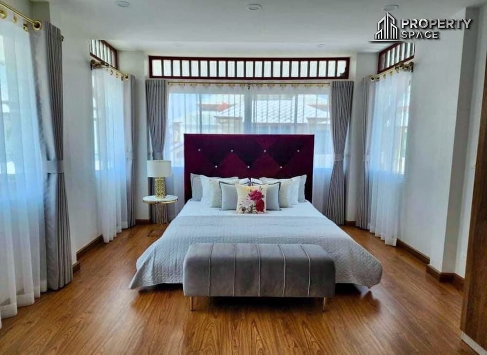 Modern Luxury 4 Bedroom Villa In Khao Talo Pattaya For Rent Image 5