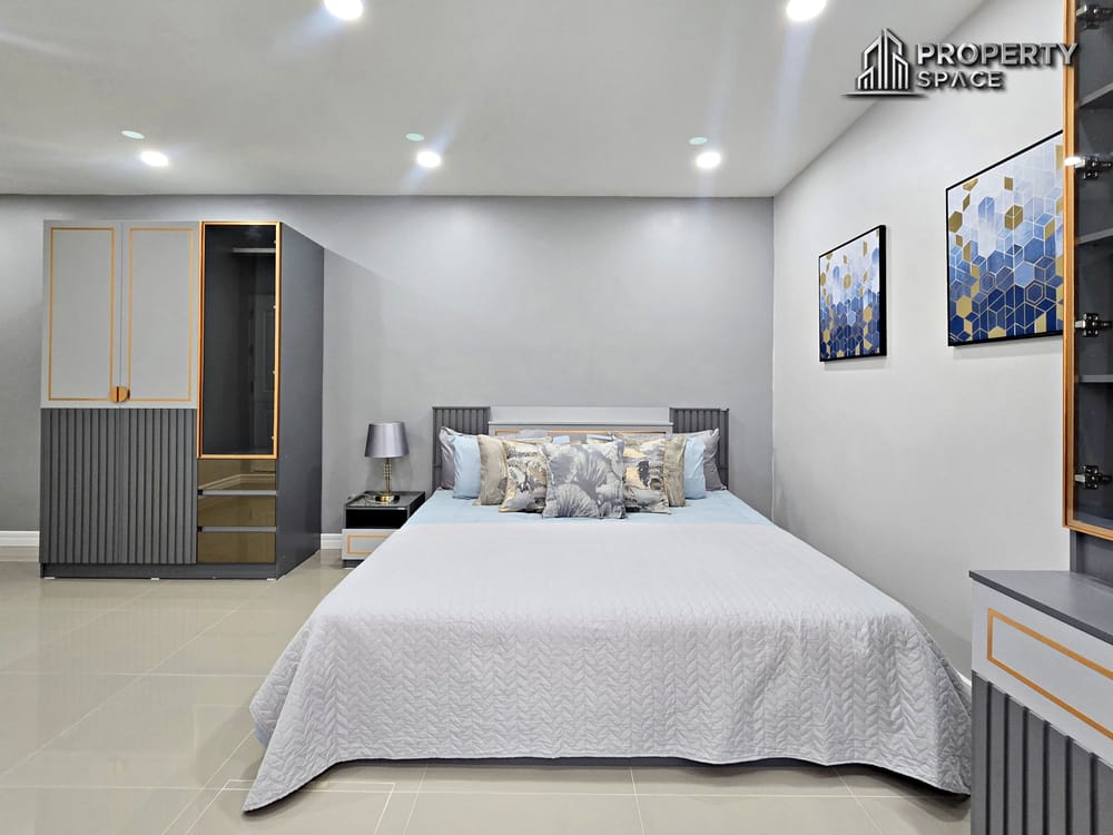 Modern Luxury 4 Bedroom Villa In Khao Talo Pattaya For Rent Image 15