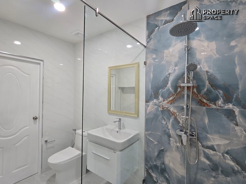 Modern Luxury 4 Bedroom Villa In Khao Talo Pattaya For Rent Image 19