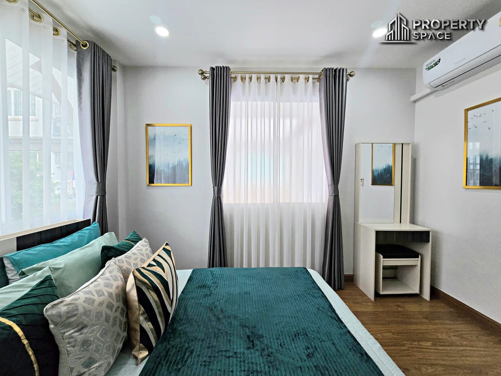 Modern Luxury 4 Bedroom Villa In Khao Talo Pattaya For Rent Image 33