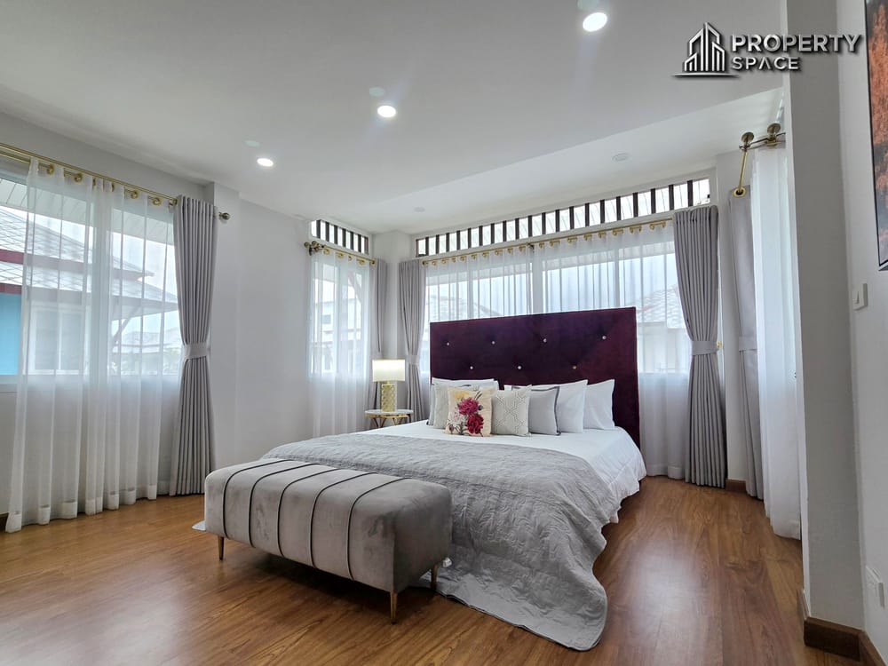 Modern Luxury 4 Bedroom Villa In Khao Talo Pattaya For Rent Image 21