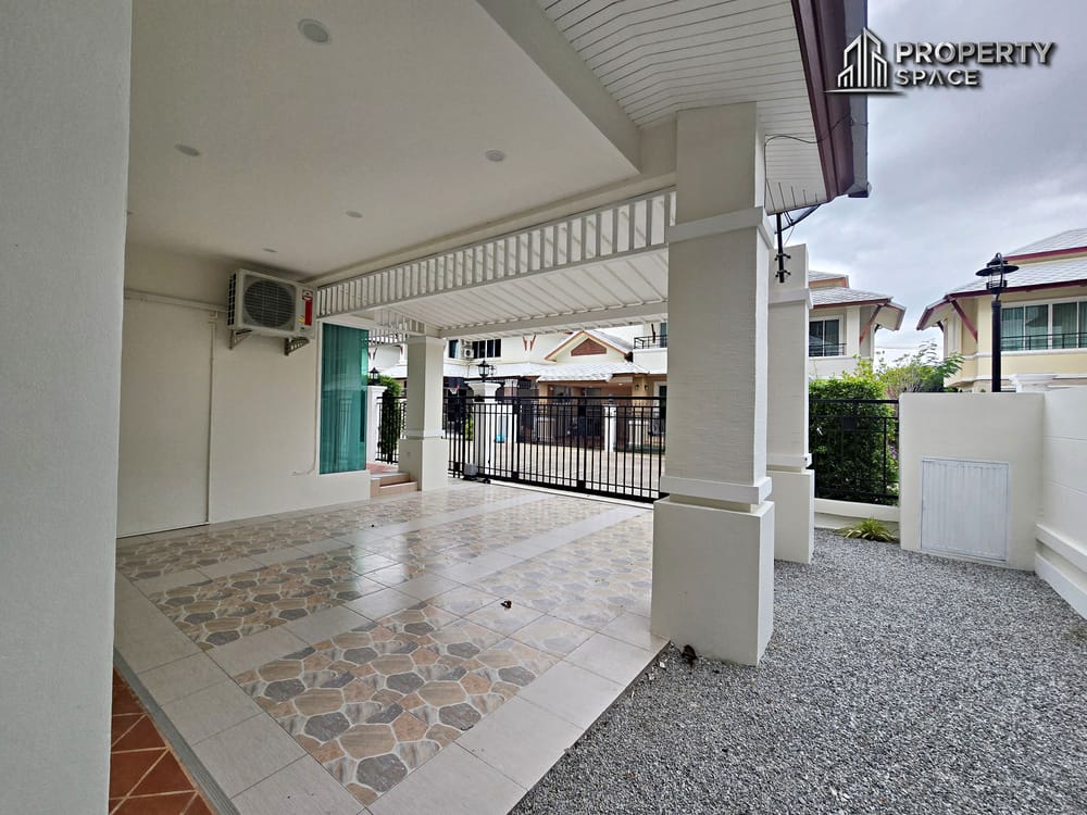 Modern Luxury 4 Bedroom Villa In Khao Talo Pattaya For Rent Image 41