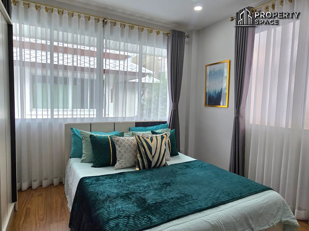 Modern Luxury 4 Bedroom Villa In Khao Talo Pattaya For Rent Image 32