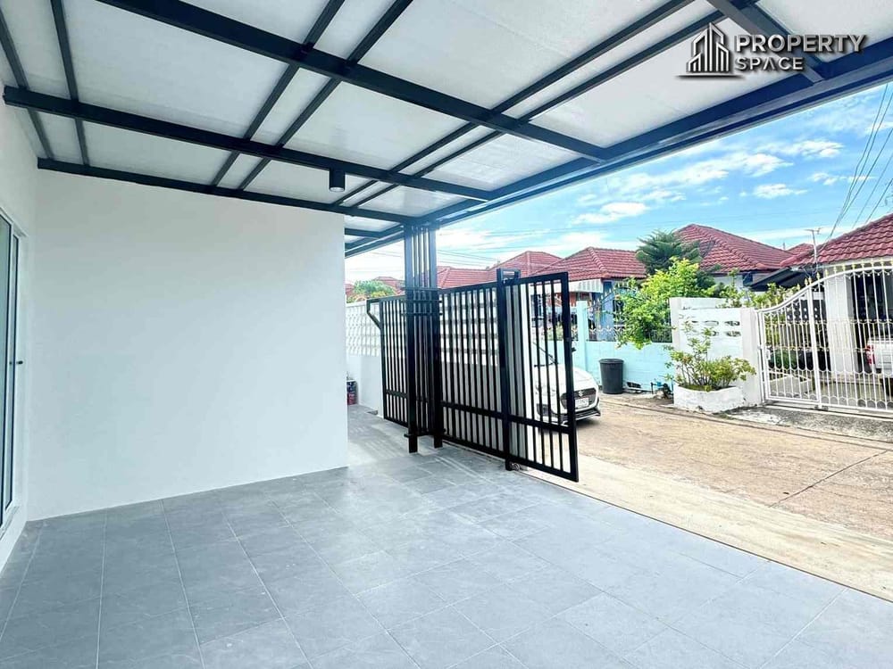 Brand New Modern 3 Bedroom House In East Pattaya For Sale Image 25