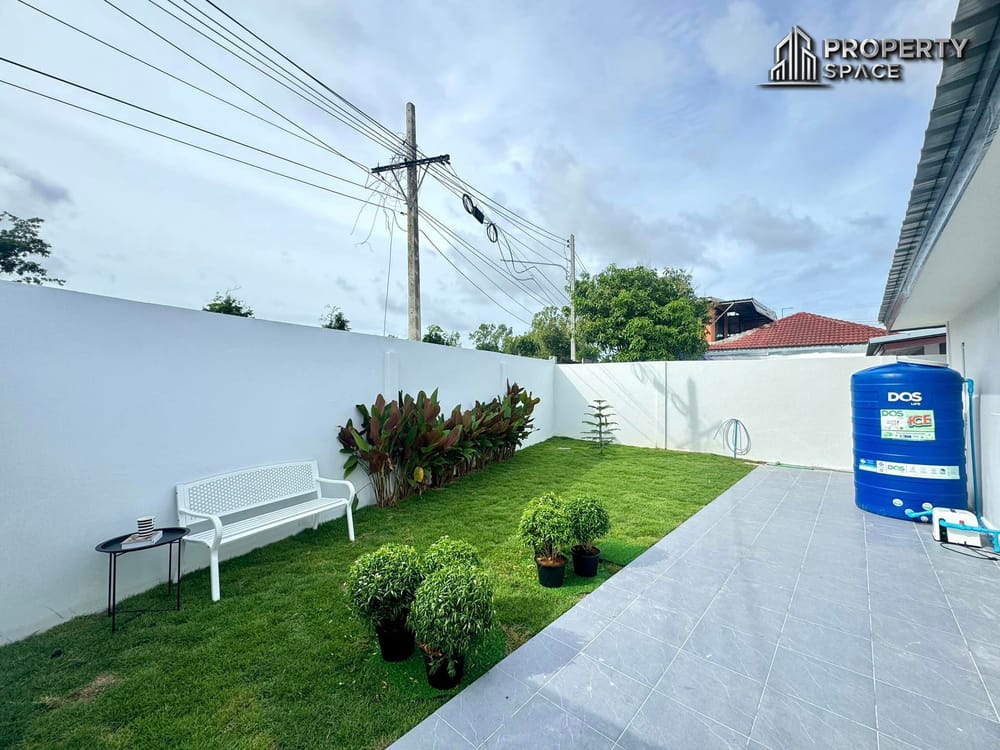 Brand New Modern 3 Bedroom House In East Pattaya For Sale Image 24