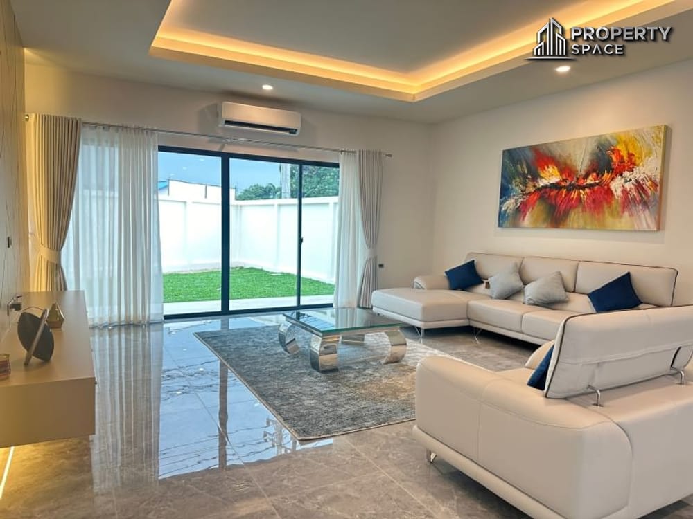 4 Bedroom Luxury Modern Pool Villa In Huay Yai Pattaya For Sale Image 4