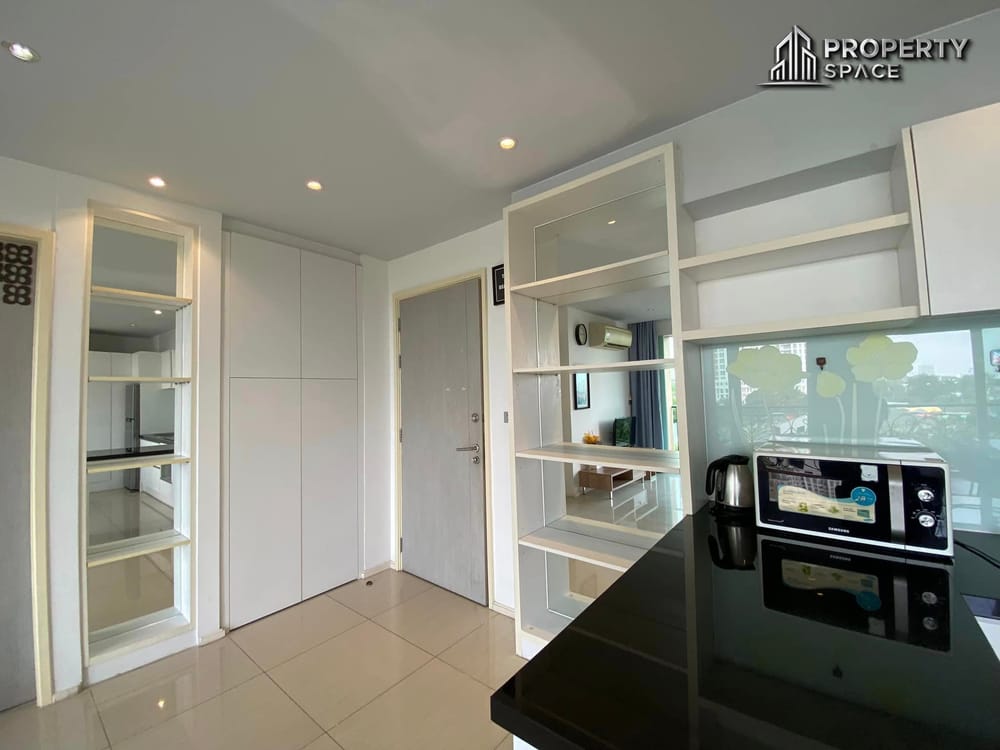 2 Bedroom (FQ) In Atlantis Condo Resort Jomtien For Sale Image 12