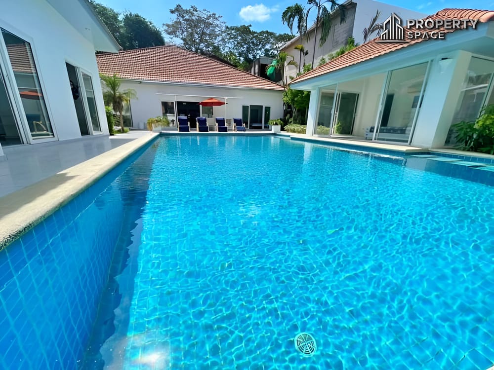 12 Bedroom Luxury Beachfront Pool Villa In Pratumnak Pattaya For Sale Image 5