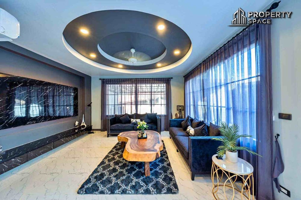 5 Bedroom Luxury Modern Pool Villa In South Pattaya For Rent Image 3