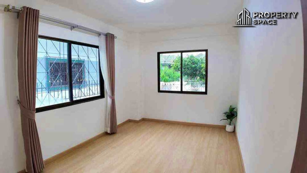 Modern 3 Bedroom Single House In Noen Plub Wan Pattaya For Rent Image 9