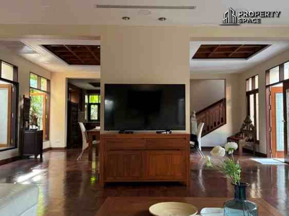  4 Bedroom Pool Villa In View Talay Marina Na Jomtien For Sale Image 6