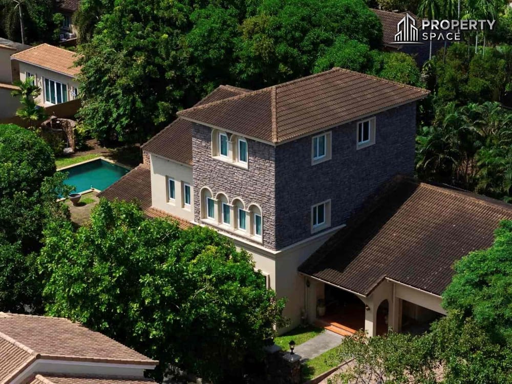 Luxury 3 Bedroom Largest Pool Villa In Silk Road Village Pattaya For Sale Image 1