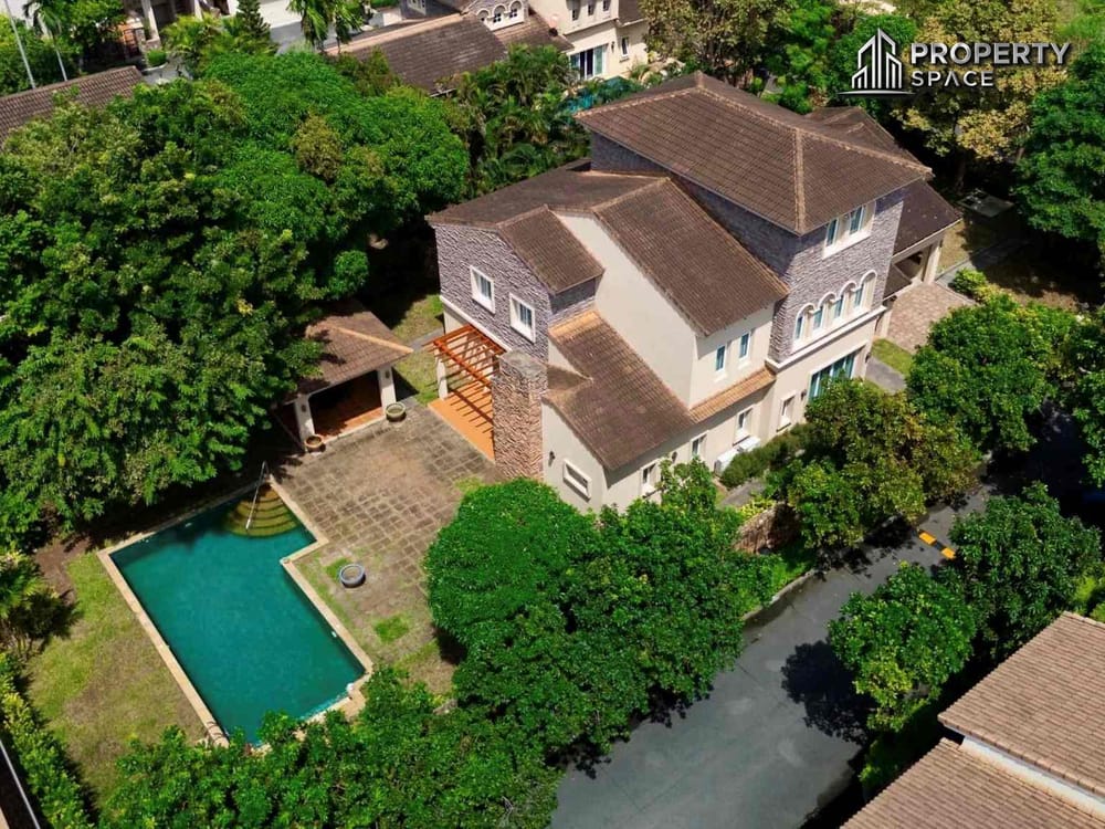 Luxury 3 Bedroom Largest Pool Villa In Silk Road Village Pattaya For Sale Image 3