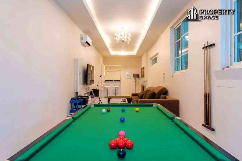 Luxury Modern 4 Bedroom Pool Villa In Central Park Hill Side For Sale Image 5