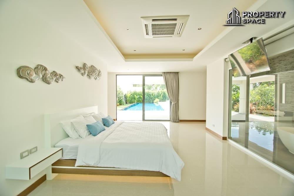 Luxury Modern 4 Bedrooms Pool Villa In Vineyard Pattaya For Sale And For Rent Image 11