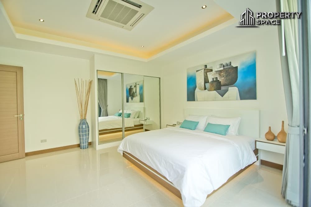 Luxury Modern 4 Bedrooms Pool Villa In Vineyard Pattaya For Sale And For Rent Image 13