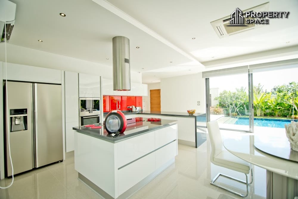 Luxury Modern 4 Bedrooms Pool Villa In Vineyard Pattaya For Sale And For Rent Image 7