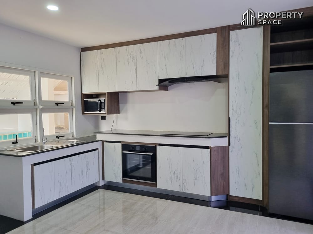 3 Bedroom Pool Villa In Suk Aim Garden Pattaya For Sale And Rent Image 10