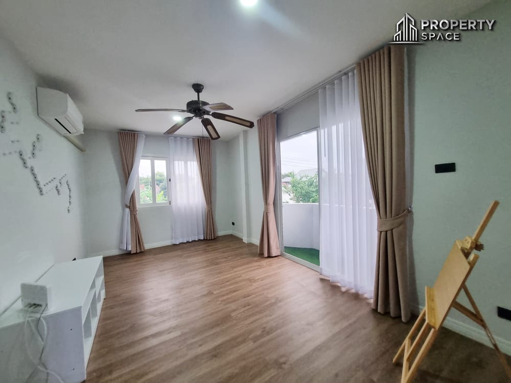 3 Bedroom Pool Villa In Suk Aim Garden Pattaya For Sale And Rent Image 17
