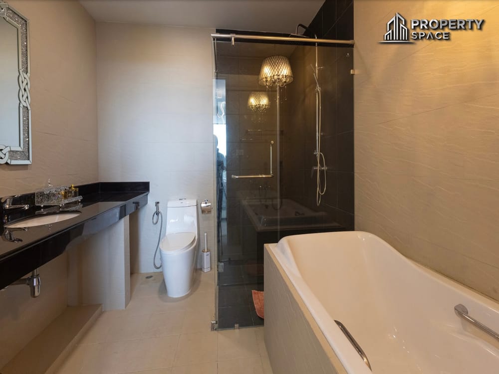 Spacious Modern 2 Bedroom In Gardenia Condo Jomtien For Sale Image 12